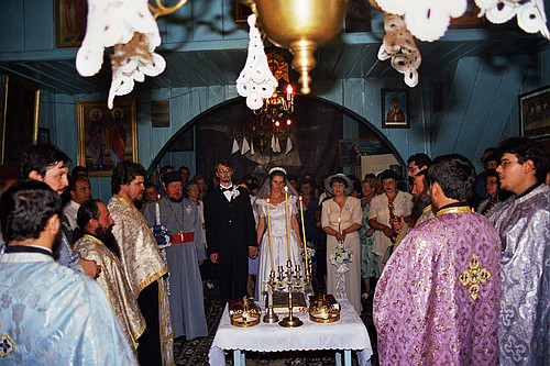 &copy; <a href='http://rtol.de' title='Dynamische Webseiten mit (X)HTML, PHP, MySQL und CSS für Ihren Internet-Auftritt' target='_blank'>Thiel-IT</a>
Orthodoxe Hochzeit
August 2002
Rumänienfotos