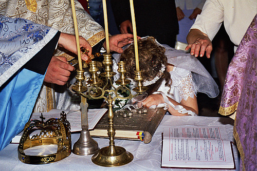 &copy; <a href='http://rtol.de' title='Dynamische Webseiten mit (X)HTML, PHP, MySQL und CSS für Ihren Internet-Auftritt' target='_blank'>Thiel-IT</a>
Orthodoxe Hochzeit
August 2002
Rumänienfotos