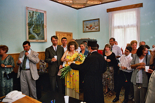 &copy; <a href='http://rtol.de' title='Dynamische Webseiten mit (X)HTML, PHP, MySQL und CSS für Ihren Internet-Auftritt' target='_blank'>Thiel-IT</a>
Orthodoxe Hochzeit
August 2002
Rumänienfotos