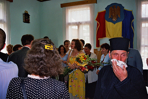 &copy; <a href='http://rtol.de' title='Dynamische Webseiten mit (X)HTML, PHP, MySQL und CSS für Ihren Internet-Auftritt' target='_blank'>Thiel-IT</a>
Orthodoxe Hochzeit
August 2002
Rumänienfotos