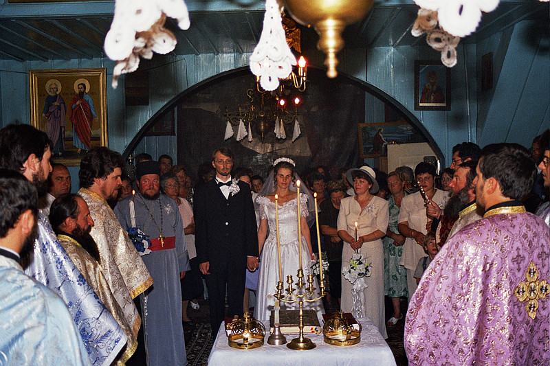 &copy; <a href='http://rtol.de' title='Dynamische Webseiten mit (X)HTML, PHP, MySQL und CSS für Ihren Internet-Auftritt' target='_blank'>Thiel-IT</a>
Orthodoxe Hochzeit
August 2002
Rumänienfotos