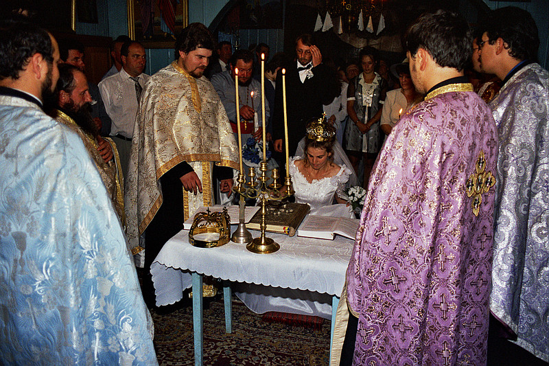 &copy; <a href='http://rtol.de' title='Dynamische Webseiten mit (X)HTML, PHP, MySQL und CSS für Ihren Internet-Auftritt' target='_blank'>Thiel-IT</a>
Orthodoxe Hochzeit
August 2002
Rumänienfotos