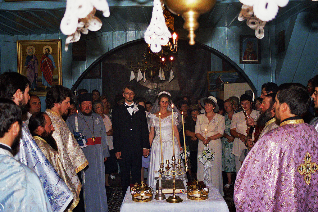 &copy; <a href='http://rtol.de' title='Dynamische Webseiten mit (X)HTML, PHP, MySQL und CSS für Ihren Internet-Auftritt' target='_blank'>Thiel-IT</a>
Orthodoxe Hochzeit
August 2002
Rumänienfotos