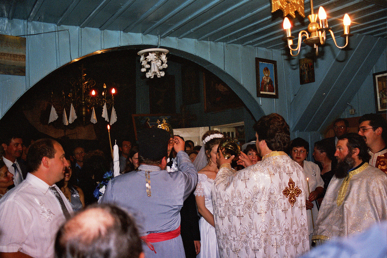 &copy; <a href='http://rtol.de' title='Dynamische Webseiten mit (X)HTML, PHP, MySQL und CSS für Ihren Internet-Auftritt' target='_blank'>Thiel-IT</a>
Orthodoxe Hochzeit
August 2002
Rumänienfotos