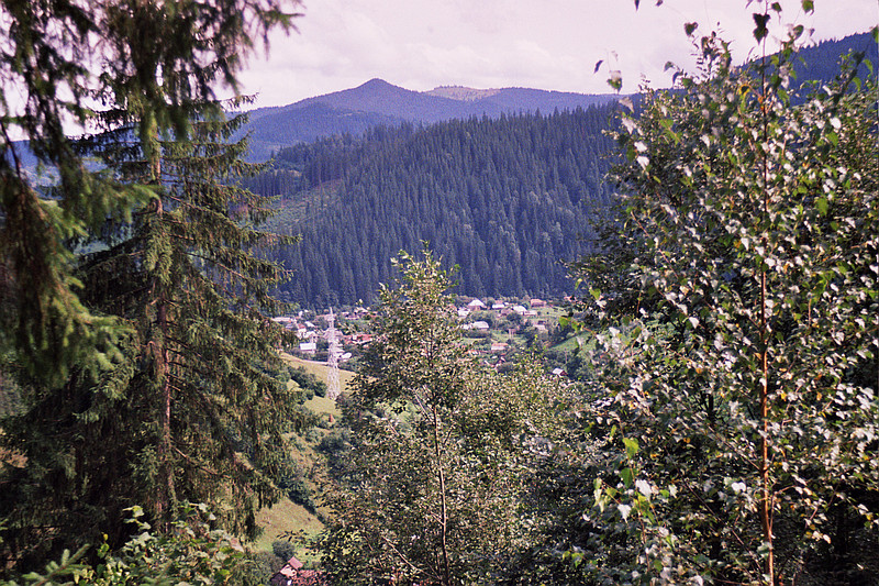 &copy; <a href='http://rtol.de' title='Dynamische Webseiten mit (X)HTML, PHP, MySQL und CSS für Ihren Internet-Auftritt' target='_blank'>Thiel-IT</a>
Holda von oben
August 2002
Rumänienfotos