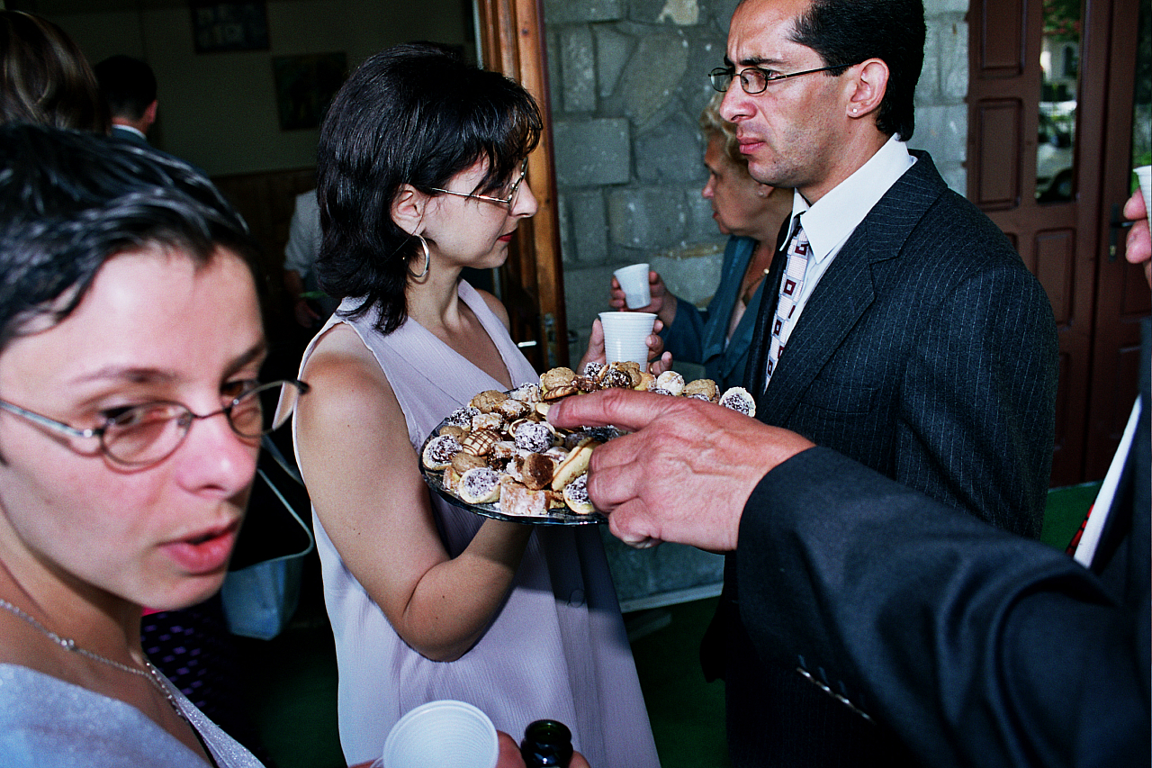 &copy; R.Thiel
Standesamt (Primărie/Rathaus)
Hochzeit in Sinaia/Buşteni/Bucegi
Rumänienfotos