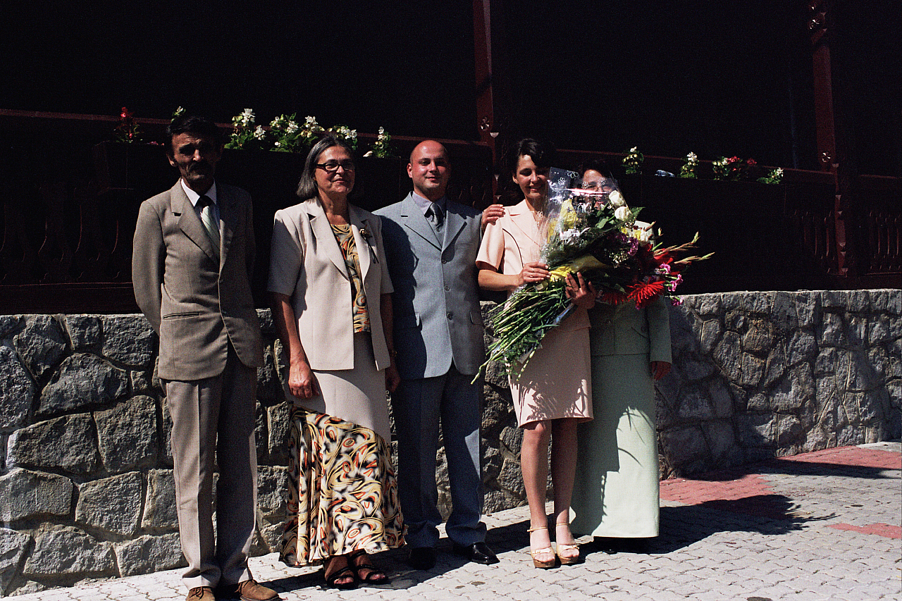 &copy; R.Thiel
Standesamt (Primărie/Rathaus)
Hochzeit in Sinaia/Buşteni/Bucegi
Rumänienfotos