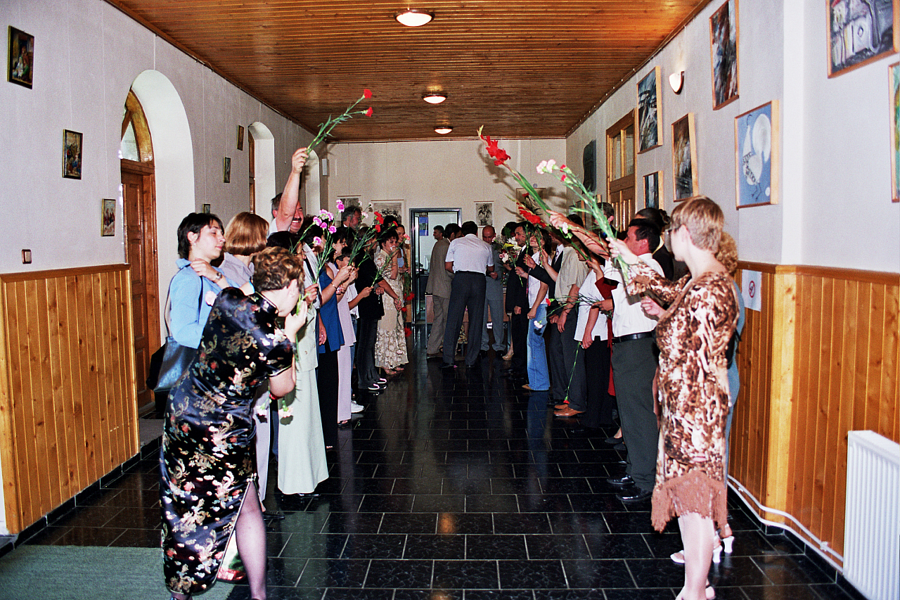 &copy; R.Thiel
Standesamt (Primărie/Rathaus)
Hochzeit in Sinaia/Buşteni/Bucegi
Rumänienfotos
